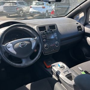 صورة مصغرة 35 لـ 2013 Nissan LEAF S