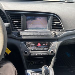 2018 Hyundai ELANTRA SEL — фото 38