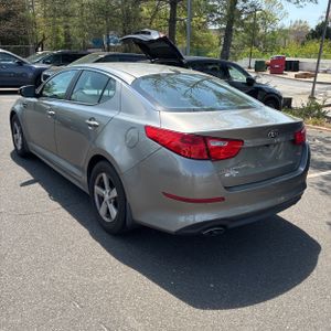 KIA OPTIMA LX - 5