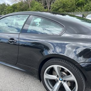 BMW 6-SERIES 650I - 6