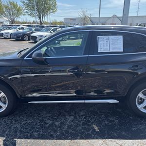 AUDI Q5 QUATTRO PREMIUM 40 TFSI - 4
