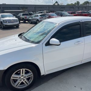 2013 Dodge AVENGER SXT photo 2