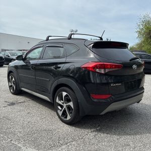 HYUNDAI TUCSON VALUE - 5