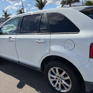 FORD EDGE SEL - 6