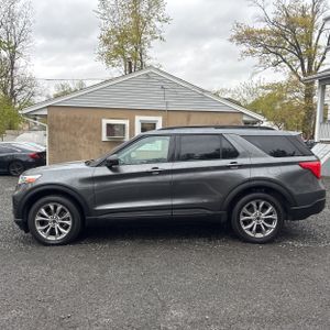 FORD EXPLORER XLT - 3