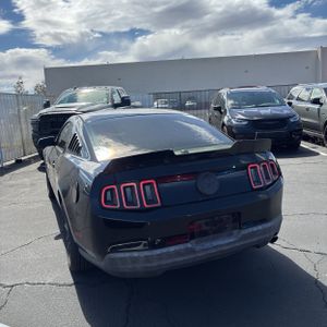 FORD MUSTANG BASE - 5