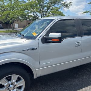 FORD F-150 LARIAT - 2