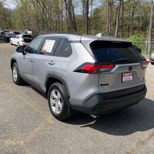 TOYOTA RAV4 - 5