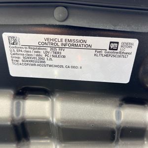 2025 Chevrolet TRAX LT thumbnail 48