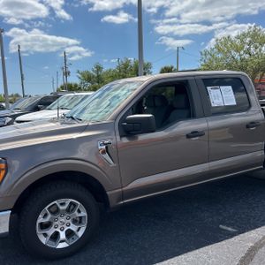 FORD F-150 XLT - 2