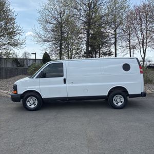 CHEVROLET EXPRESS CARGO 2500 - 3