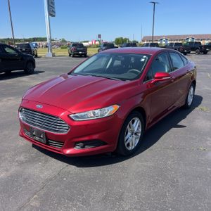 FORD FUSION SE - 1