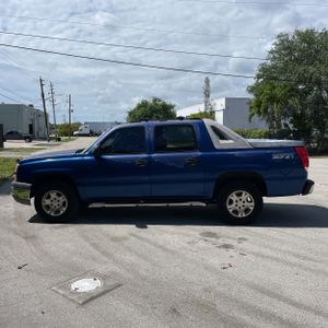 CHEVROLET AVALANCHE 1500 - 3