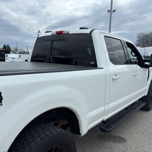 FORD F-250 SUPER DUTY LARIAT - 9