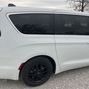 CHRYSLER PACIFICA SELECT - 9