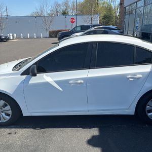 CHEVROLET CRUZE LS AUTO - 4