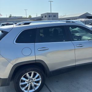 صورة 9 لـ 2015 JEEP CHEROKEE LIMITED