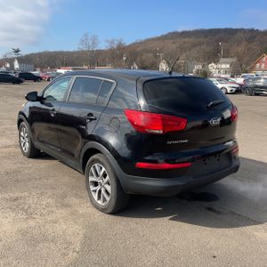 KIA SPORTAGE LX - 5