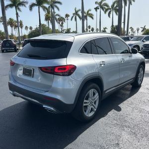 2021 Mercedes-BENZ GLA photo 8