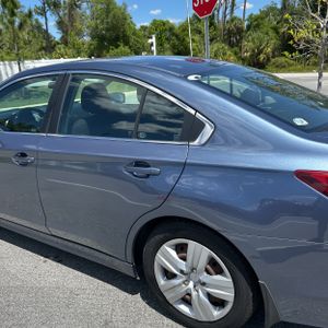 SUBARU LEGACY 2.5I - 6