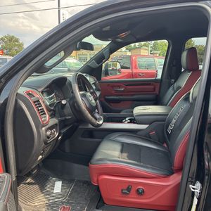 صورة 32 لـ 2019 RAM 1500 REBEL