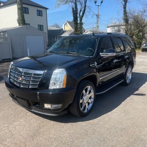 CADILLAC ESCALADE LUXURY - 1