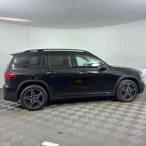 MERCEDES-BENZ GLB - 10