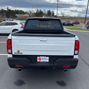 HONDA RIDGELINE BLACK EDITION - 7