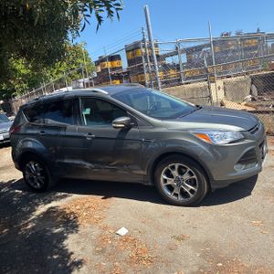 صورة 10 لـ 2014 FORD ESCAPE TITANIUM