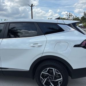 2023 KIA SPORTAGE LX — фото 6