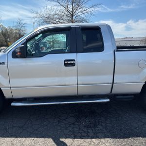 FORD F-150 XLT - 4