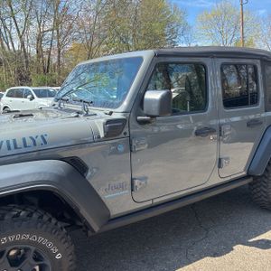 JEEP WRANGLER WILLYS 4XE - 2