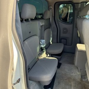 صورة مصغرة 32 لـ 2016 Nissan FRONTIER SV