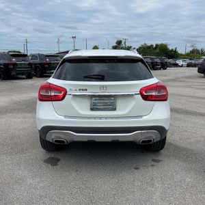 2019 Mercedes-BENZ GLA 照片 7