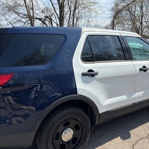 FORD EXPLORER POLICE INTERCEPTOR UTILITY - 9