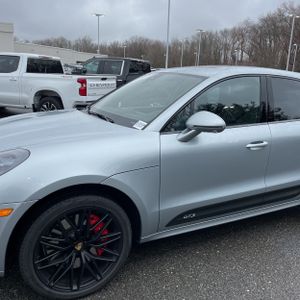 PORSCHE MACAN GTS - 2