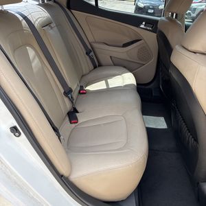 صورة مصغرة 32 لـ 2011 KIA OPTIMA EX