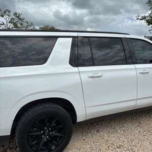 CHEVROLET SUBURBAN Z71 - 9