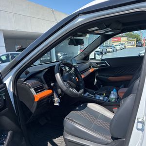 2024 Mitsubishi OUTLANDER SEL 缩略图 32