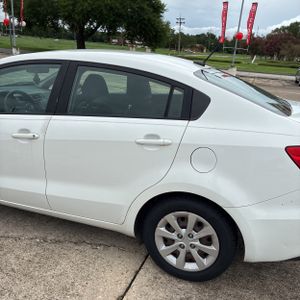 2016 KIA RIO LX — фото 6