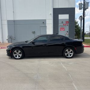 صورة 3 لـ 2017 Dodge CHARGER SXT