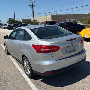 FORD FOCUS SE - 5