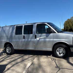 CHEVROLET EXPRESS - 10