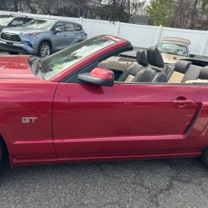 FORD MUSTANG GT PREMIUM - 4