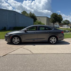 صورة 3 لـ 2016 Chrysler 200 LIMITED