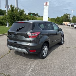 FORD ESCAPE SE - 8