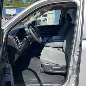 2019 RAM 1500 CLASSIC TRADESMAN 缩略图 31
