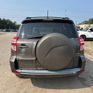صورة 7 لـ 2011 Toyota RAV4 BASE