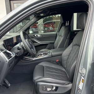 صورة مصغرة 32 لـ 2026 BMW X7 XDRIVE40I