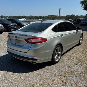 2015 FORD FUSION SE 照片 8